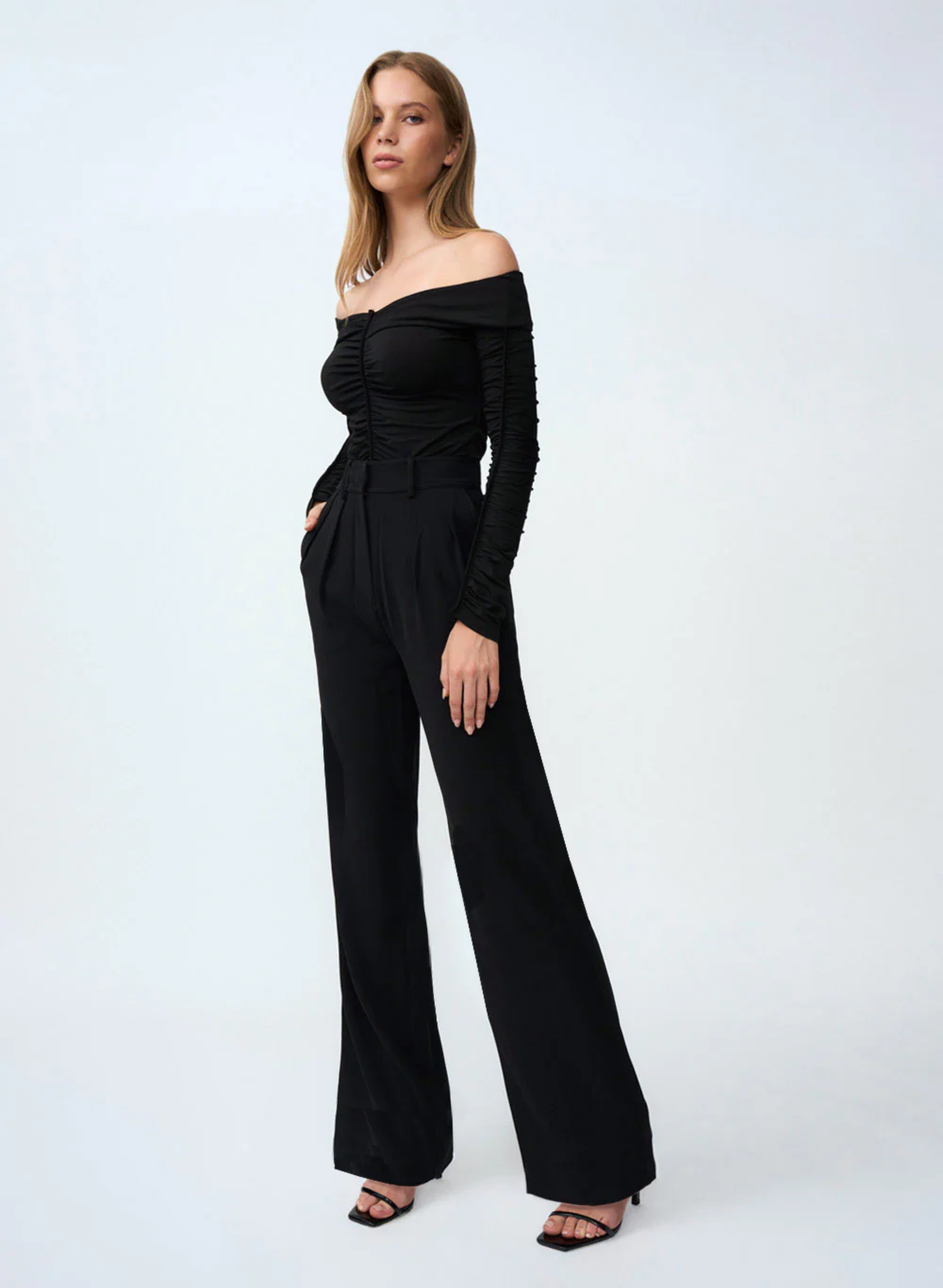 Pleat Front Pant - Black