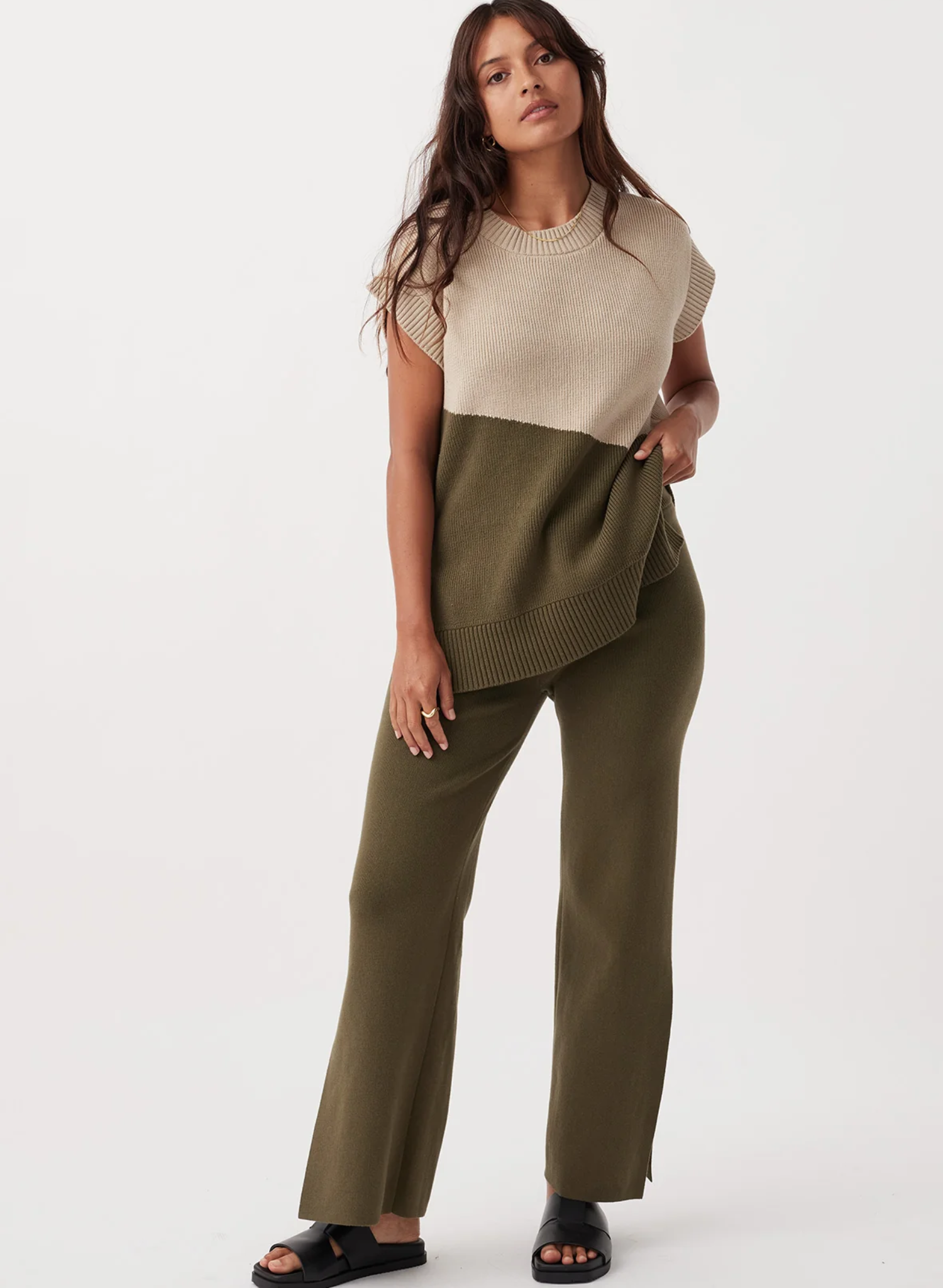 Ria Pant - Olive