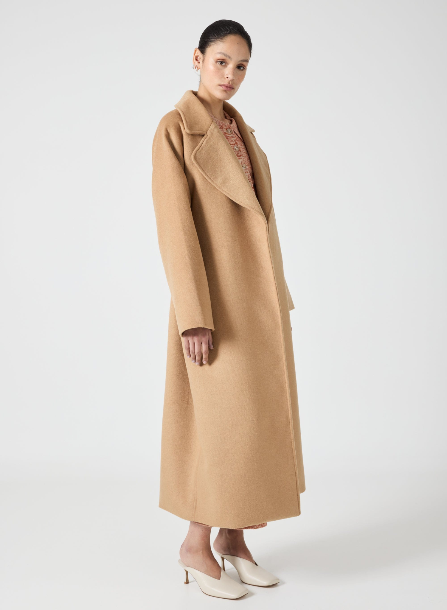 Classic Wool Coat in Camel